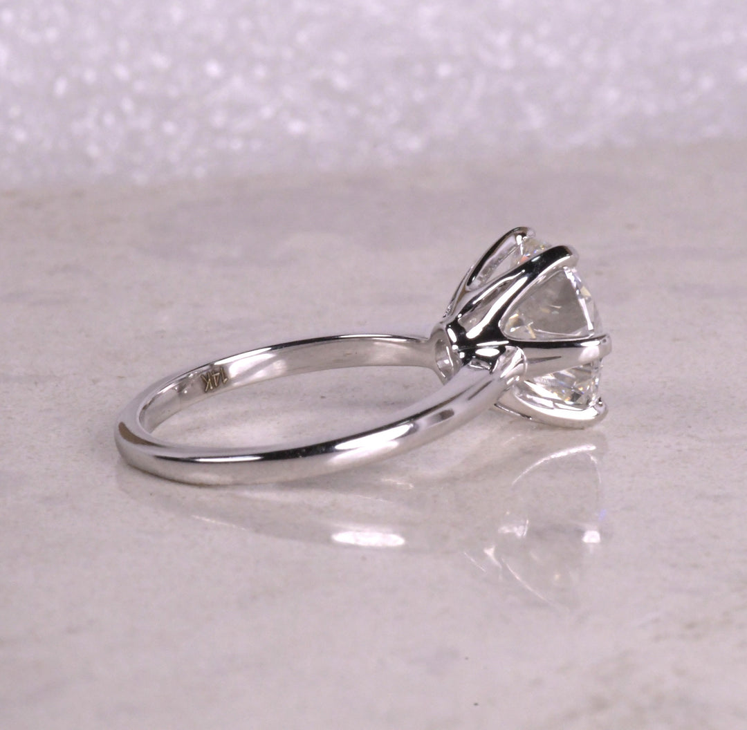 Round Cut Diamond Solitaire Proposal Ring
