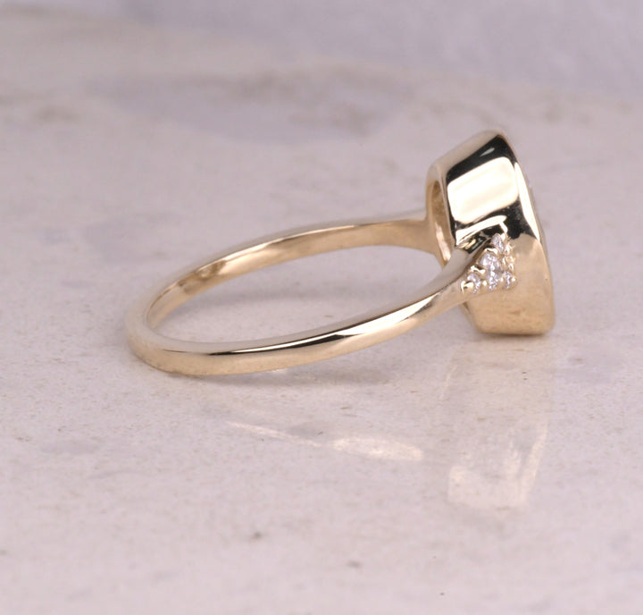 Florence Bezel Oval Lab Grown Ring