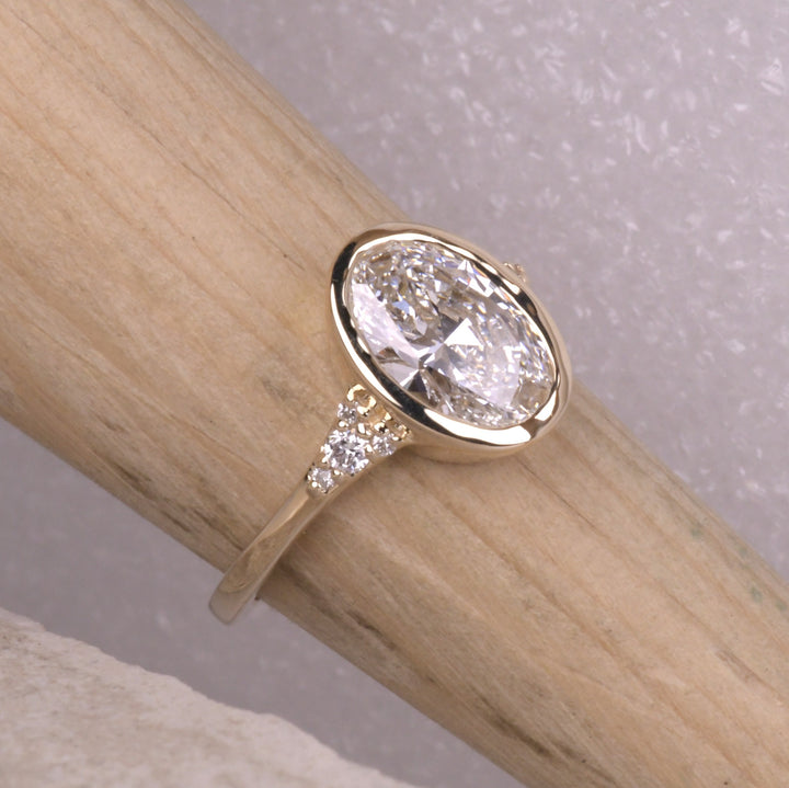 Florence Bezel Oval Lab Grown Ring