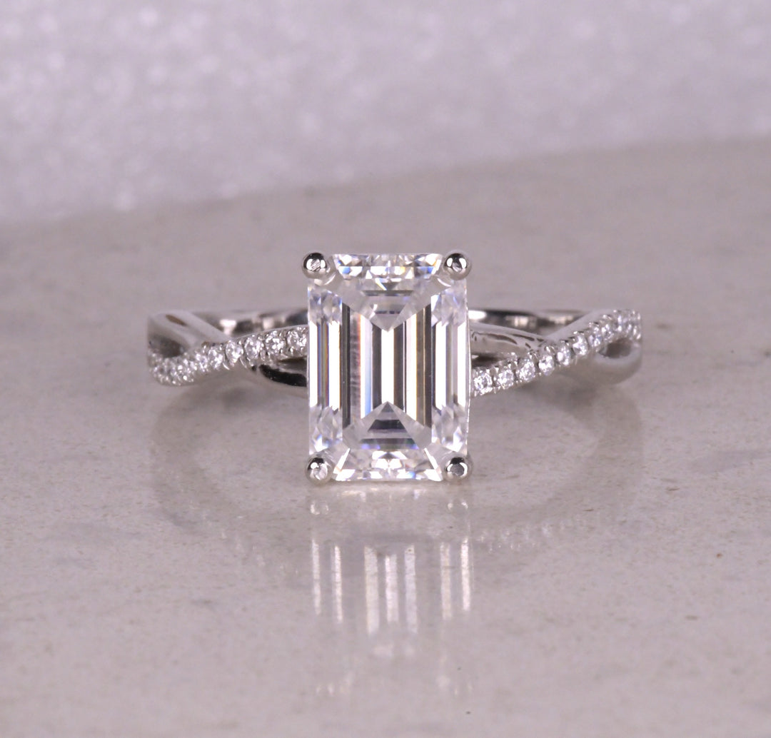 Oval Cut Lab Diamond Split Shank Accent Ring