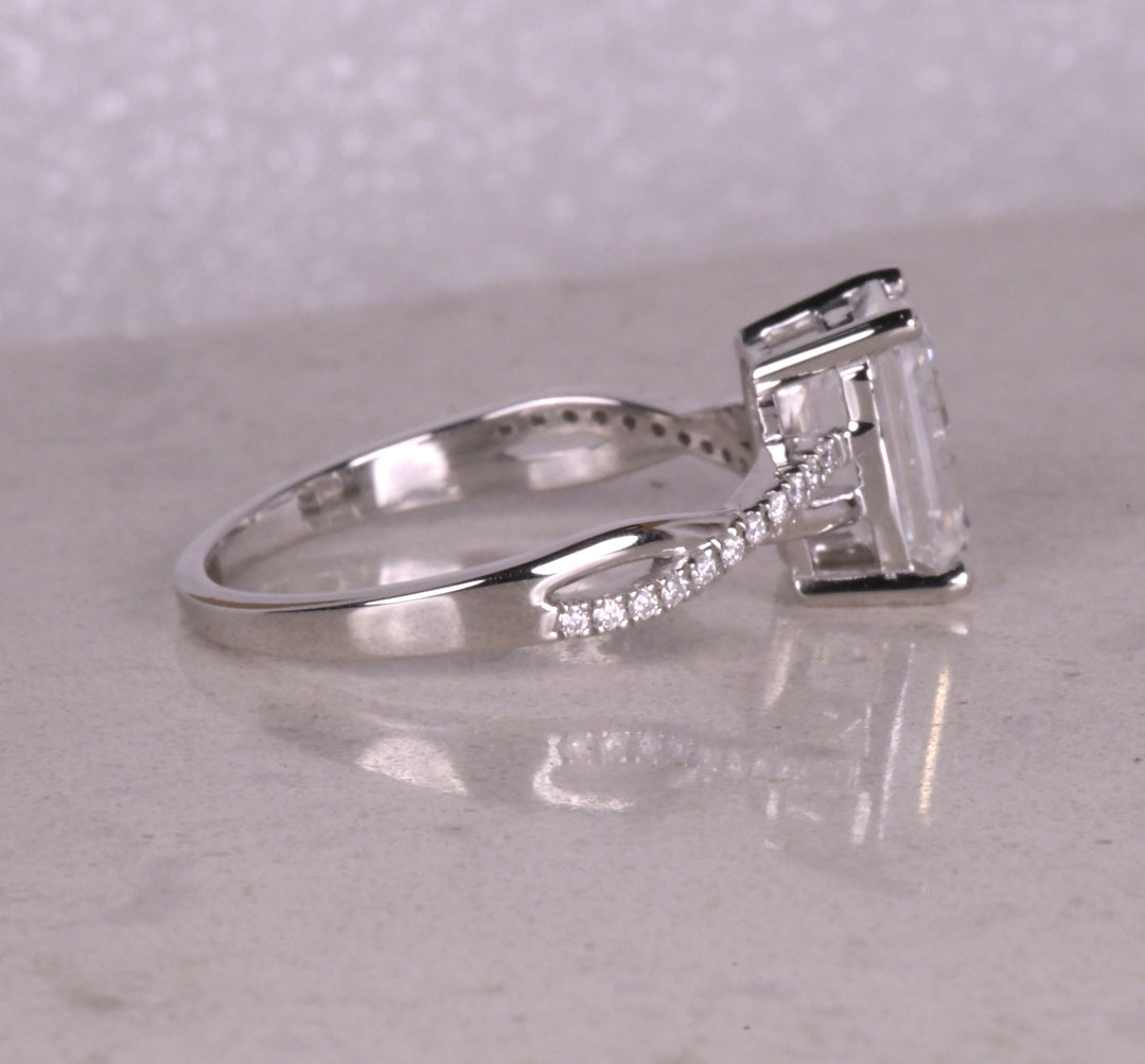 Oval Cut Lab Diamond Split Shank Accent Ring