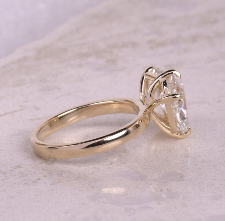 Emerald And Pear Lab Diamond Toi Et Moi Ring