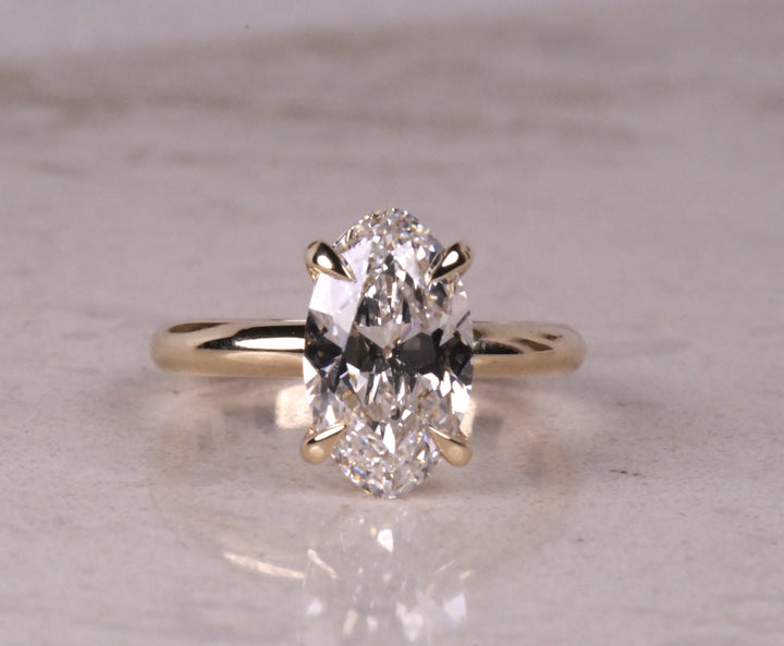 Moval 4 Prong Set Diamond Ring