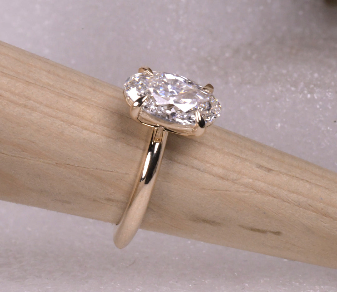 Moval 4 Prong Set Diamond Ring