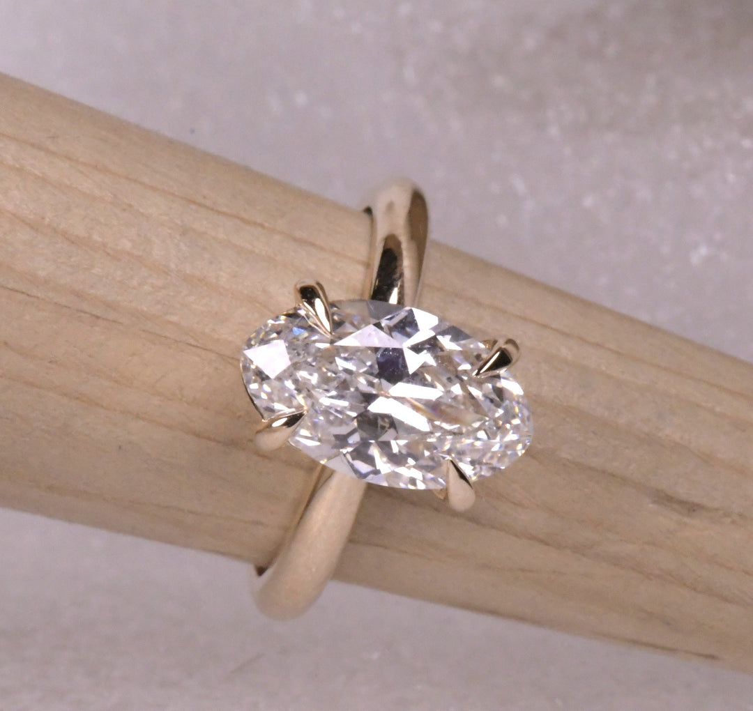 Moval 4 Prong Set Diamond Ring