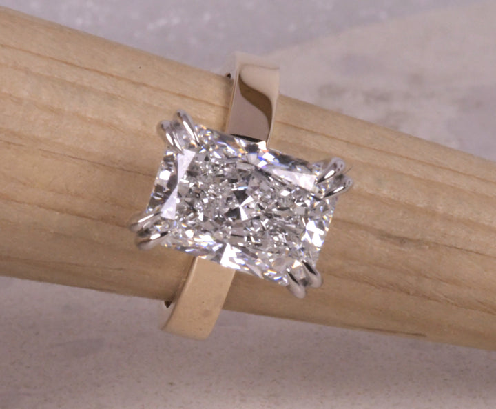 Radiant Double Prong Two Tone Ring