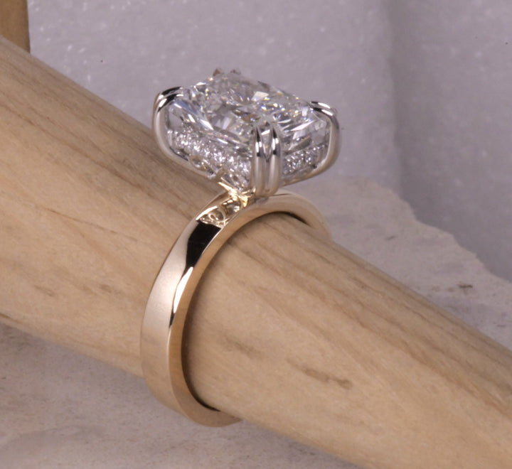 Radiant Double Prong Two Tone Ring