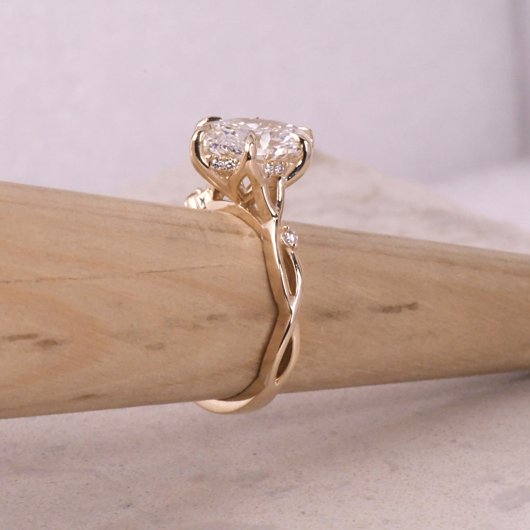 Oval Lab Diamond Split Shank Ring