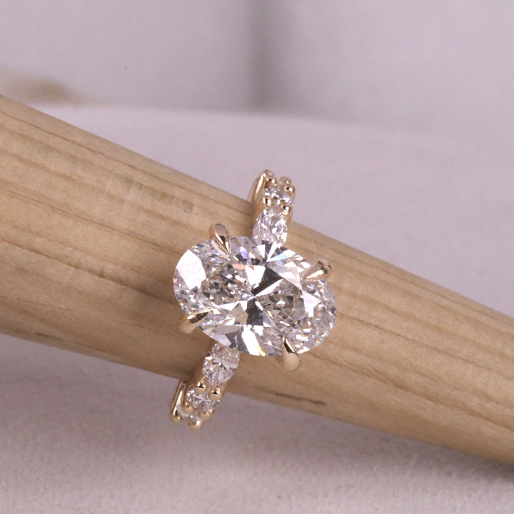 Oval Accent Solitaire ring