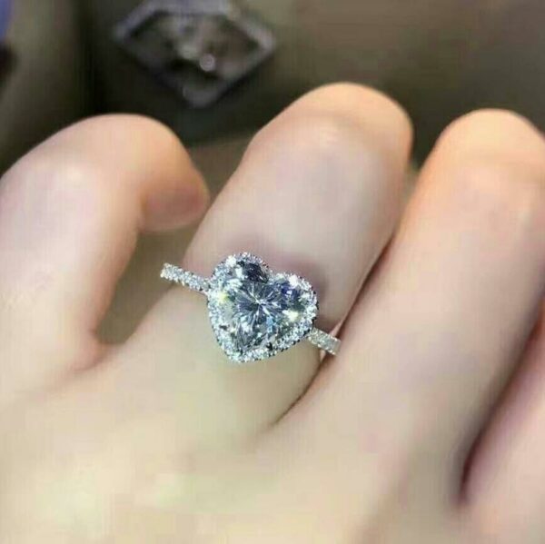 2.50 ctw Heart Shape Diamond Halo Valentin's Ring Engagement Ring 14k White Gold