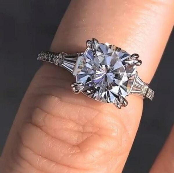3.68Ctw Cushion Cut Double Prong Diamond Engagement Ring 14k White Gold
