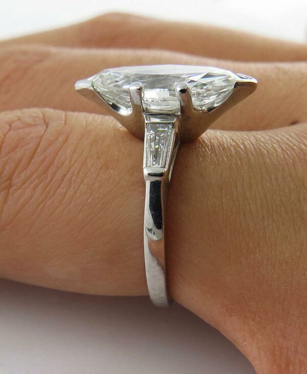 Gorgeous 3.68 Ct Marquise Cut & Side Baguette Diamond Engagement Ring 14k Gold