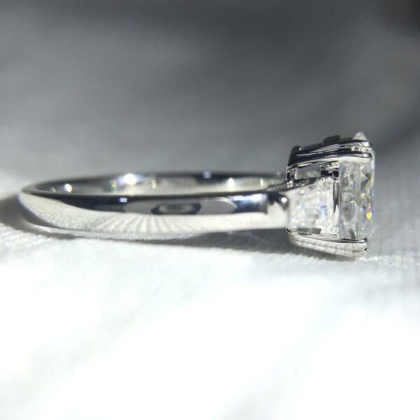 Unique Engagement Ring 2.76 Ctw Oval Cut Diamond Baguette Accent In 14k White Gold