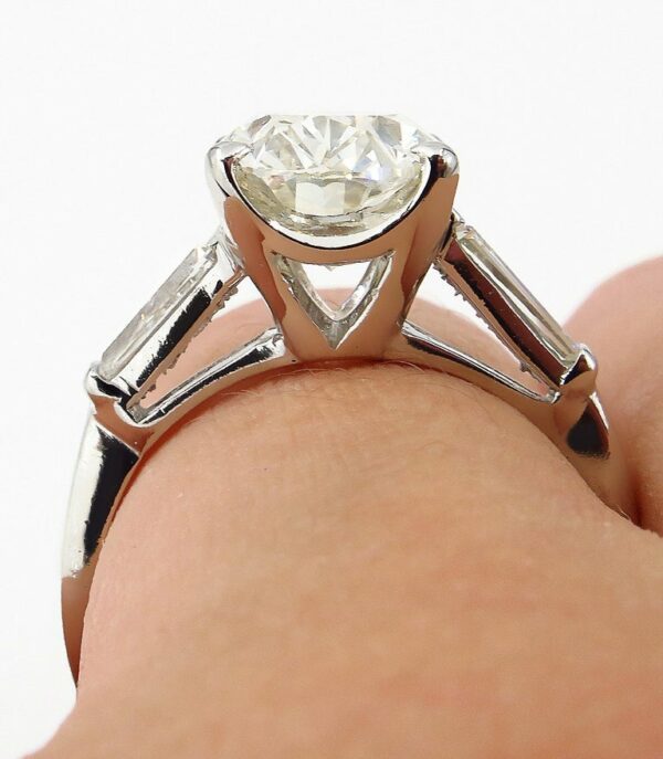 2.90 Ctw Oval Cut Diamond Solitaire With Accent Engagement Ring 925 Sterling Silver