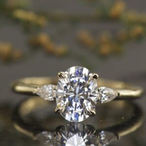 Unique 2.70 Ctw Oval & Pear Cut Brilliant Diamond Engagement Ring 10k Yellow Gold