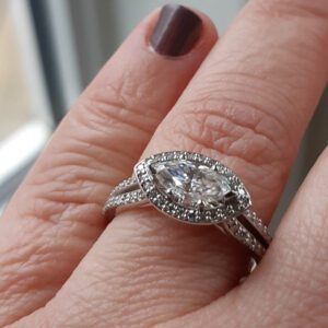 2.50 Ctw Marquise Cut White Diamond Anniversary Engagement Ring 14k Gold Plated
