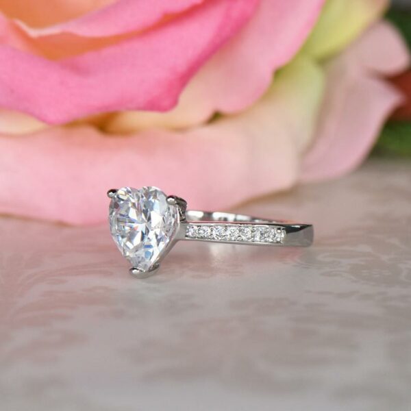 3.CT Heart Shape Diamond Lovely Engagement Ring Valentine's Ring 925 Sterling Silver