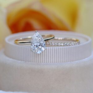 2.15 Carat Pear Shape Diamond Solitaire Engagement Ring Set 14k Yellow Gold