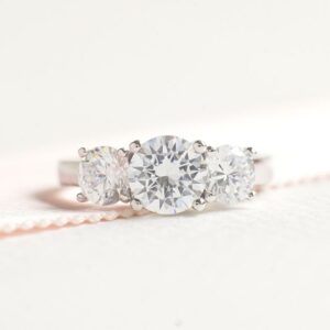 Huge 2.50Ct Excellent Cut Round Diamond Engagement Ring 10k White Gold