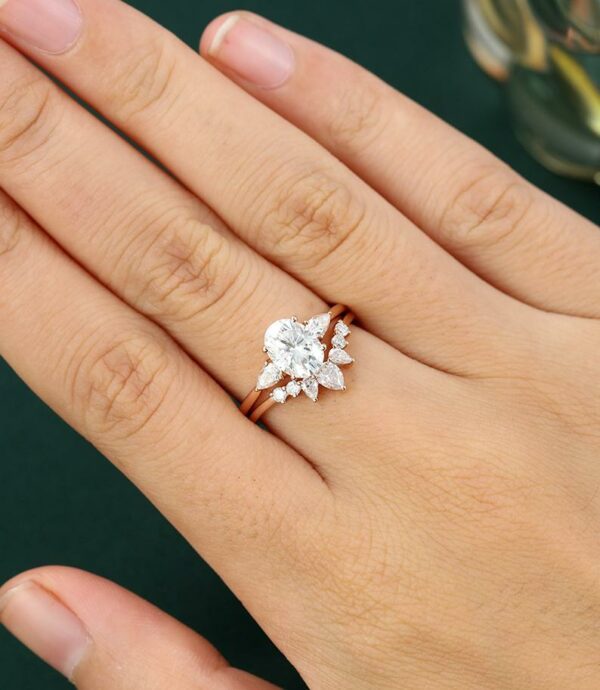 2.50 Ctw Oval Cut & Pear Cut Diamond 3 Stone Engagement Ring Set 10k Rose Gold
