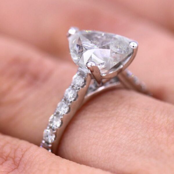 2.30 Ctw White Heart Shape Brilliant Diamond Solitaire Engagement Ring 14k White Gold