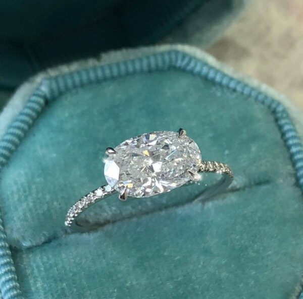 2.00 Ctw Brilliant Cut Oval Diamond Solitaire With Accent Engagement Ring 925 S Silver