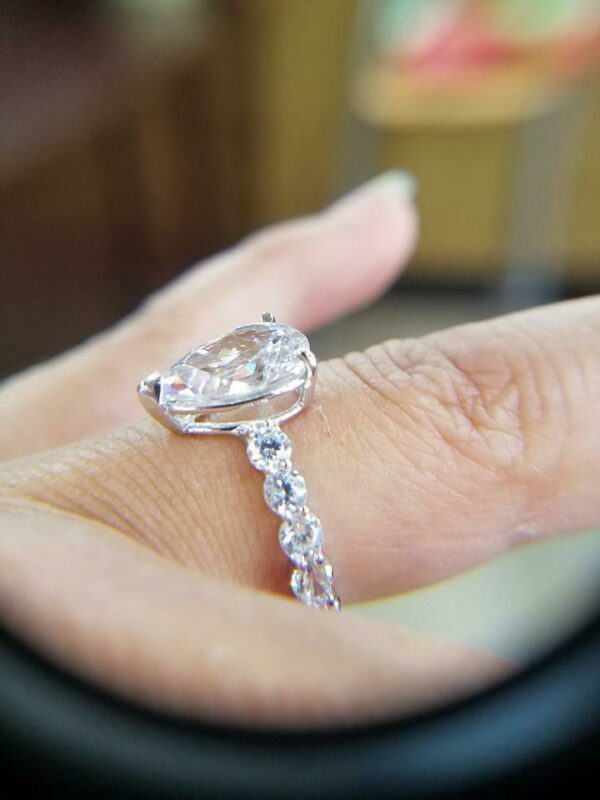 3.10 Ctw Solitaire Pear Shape Diamond Classic Accents Fancy Engagement Ring Real 14k White Gold