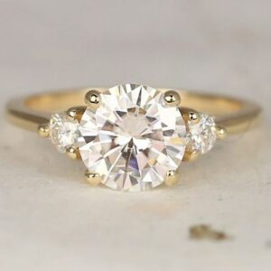 Gorgeous 3.40 Ctw Brilliant Cut 3 Stone Diamond Wedding Engagement Ring Solid 14k Yellow Gold