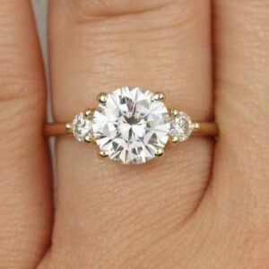 Gorgeous 3.40 Ctw Brilliant Cut 3 Stone Diamond Wedding Engagement Ring Solid 14k Yellow Gold