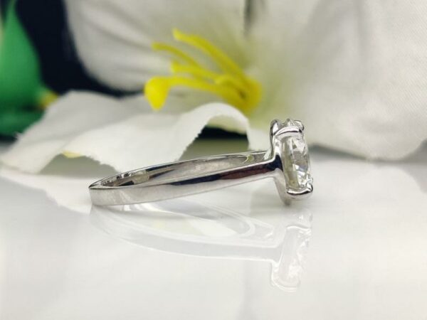 Classic 2.00 Carat Round Cut Diamond Unique Engagement Ring Real 925 Sterling Silver