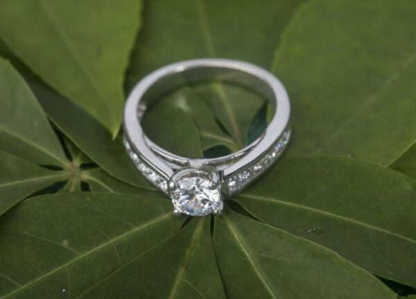 Classic 1.70 Ctw Round Solitaire Diamond Side Channel Set Engagement Ring 925 Sterling Silver