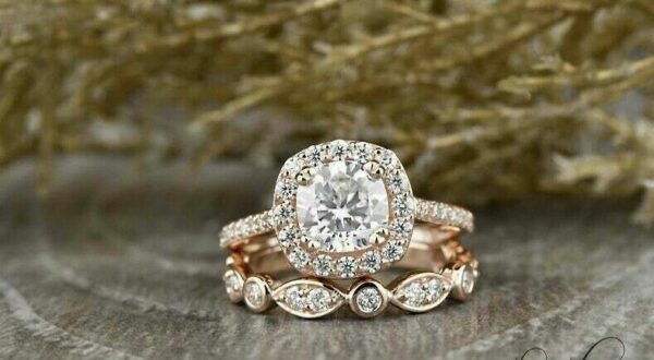 2.70 Ctw Cushion Cut Diamond Halo Bridal Set Engagement Ring Set 14k Rose Gold Over