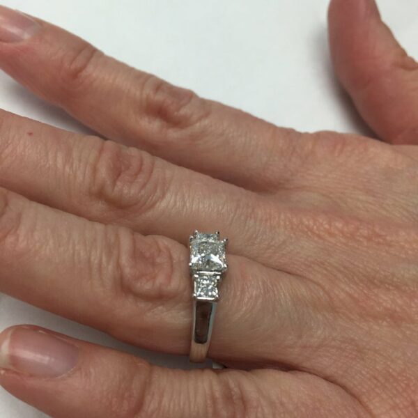 3-Stone 2.57 Ctw Princess Cut White Diamond Luxury Wedding Engagement Ring 14k White Gold