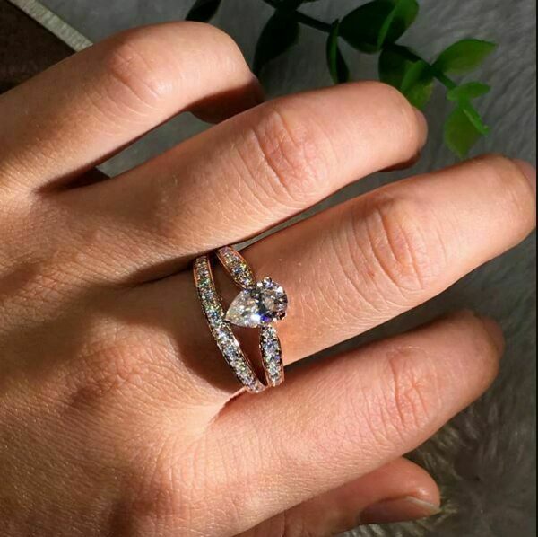2.17 Carat Pear Shape Brilliant Diamond Unique Engagement Ring Solid 14k Rose Gold