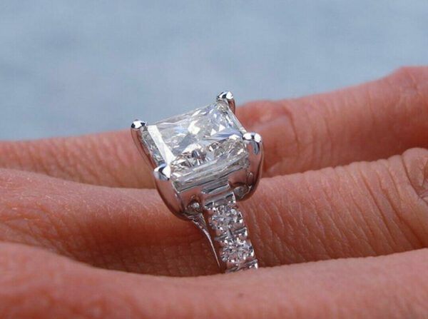 2.50 Ctw Princess Cut White Diamond Solitaire Engagement Ring Solid 14k White Gold