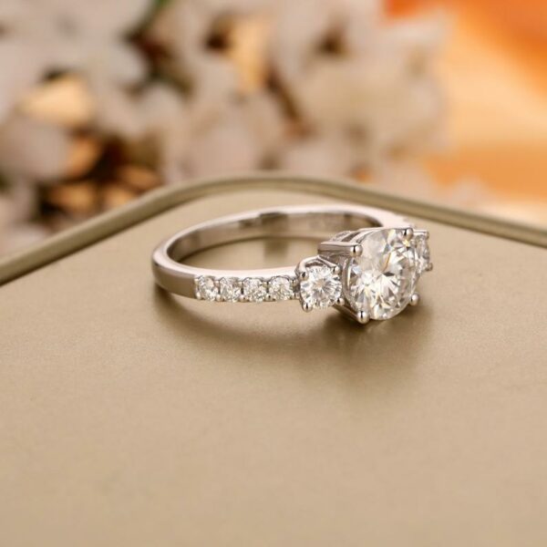 2.67 Carat Brilliant Cut Round Diamond 3-Stone Engagement Ring Real 925 Sterling Silver
