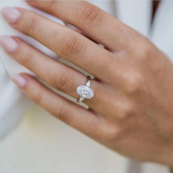 3.11 Ctw Brilliant Oval Cut & Side Pear Cut Diamond Fancy Engagement Ring 10k White Gold