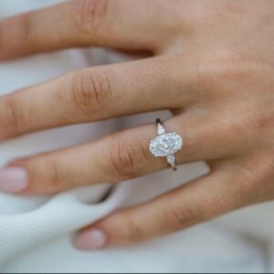 3.11 Ctw Brilliant Oval Cut & Side Pear Cut Diamond Fancy Engagement Ring 10k White Gold