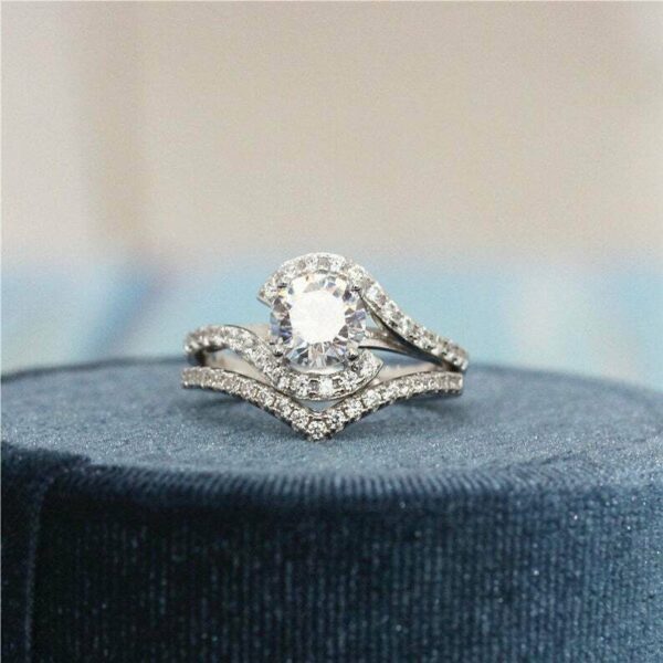 Unique 2.18 Ctw Round White Diamond Fancy Engagement Ring Curved Band 14k Gold Plated