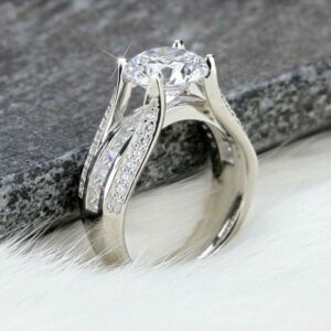 2.90 Ctw Brilliant Cut White Diamond Triple-Shank Wedding Engagement Ring 14k White Gold