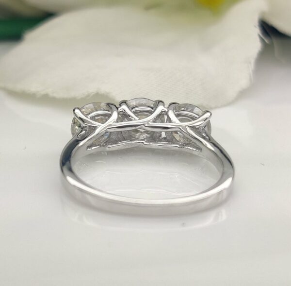 2.60 ctw Solitaire 3-Stone Brilliant Cut Diamond Wedding Engagement Ring 14k White Gold