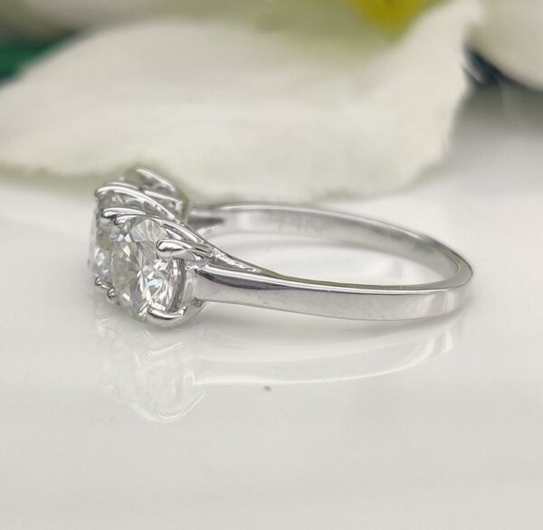 2.60 ctw Solitaire 3-Stone Brilliant Cut Diamond Wedding Engagement Ring 14k White Gold