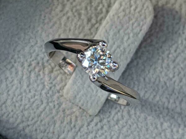 1.50 Carat Round Cut Diamond Classic Engagement Ring Real 925 Sterling Silver Promise Ring For Her